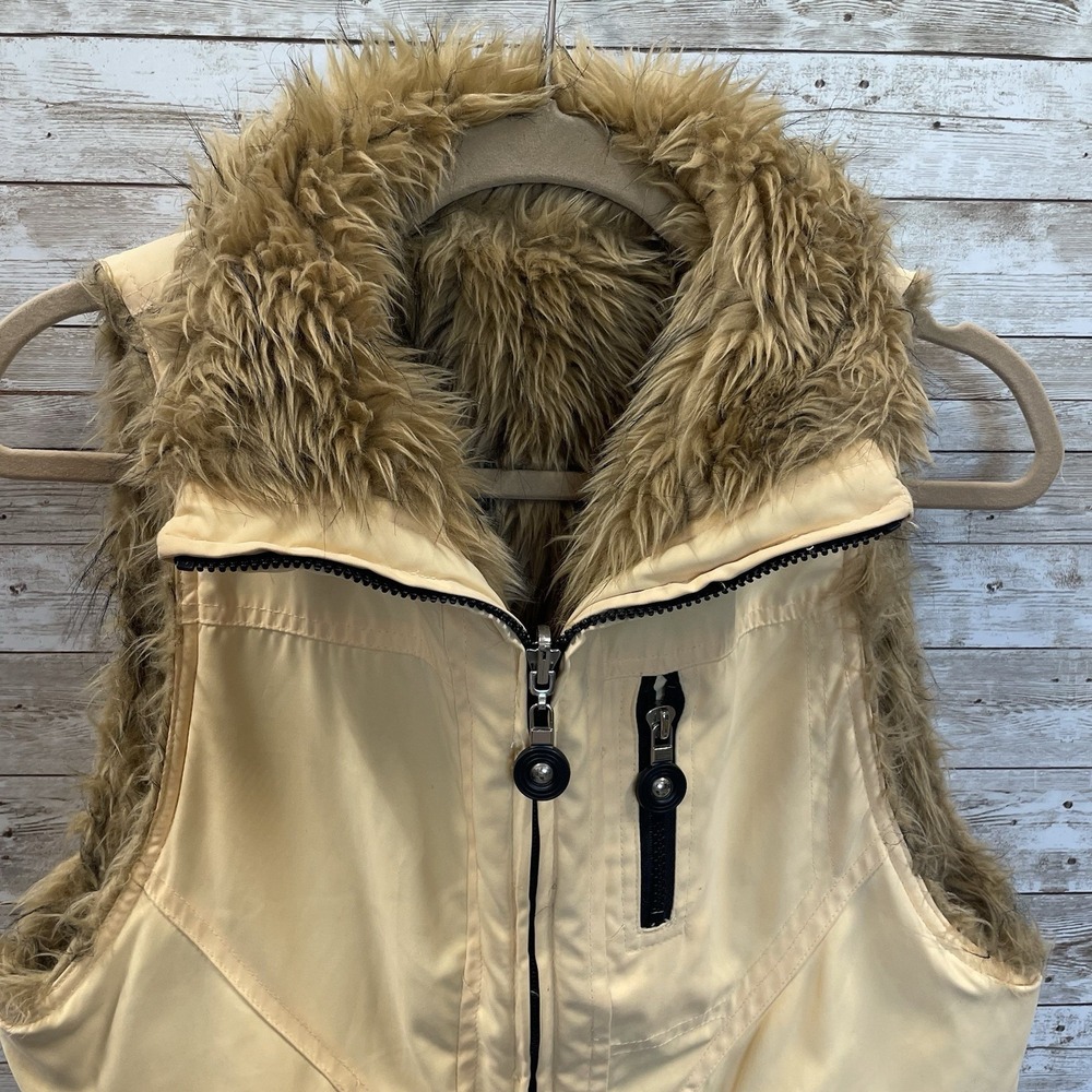 Jamie Sadock Womens M Vest Reversible Faux Fur Zip Front Ecru Peach Pockets - Picture 10 of 16